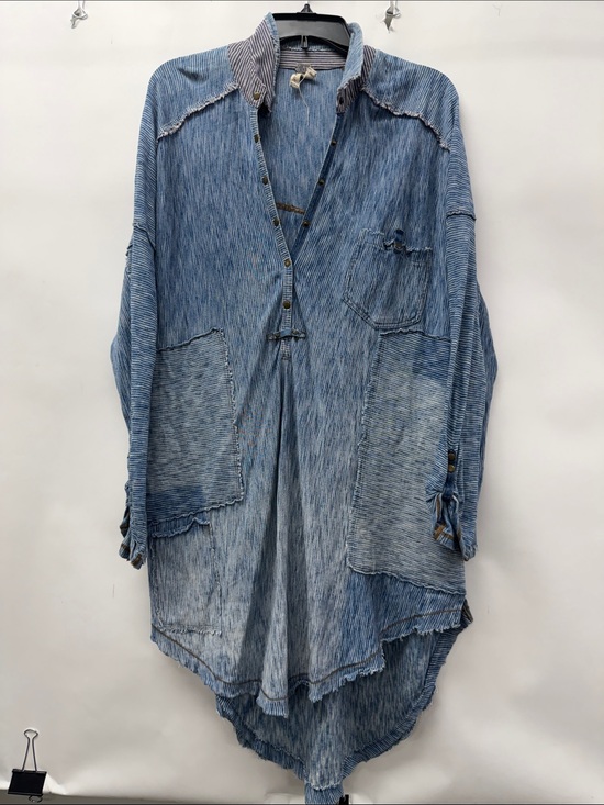 We The Free Tops - We The Free Blue Washed Button Front Tunic Shirt